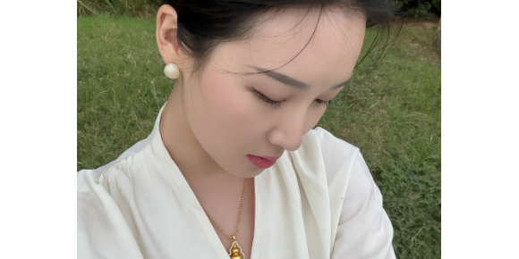 男人征服世界，女人征服男人 ​​​